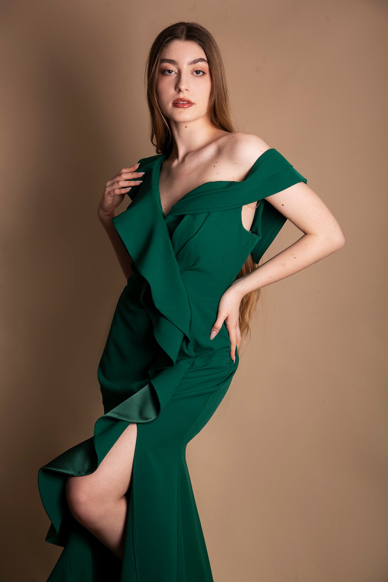 Abito lungo con scollo omerale Vivien Luxury